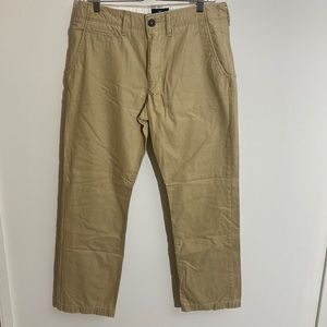 American Eagle Outfitters Original Straight 100% Cotton Khaki Pants - Size 33/32